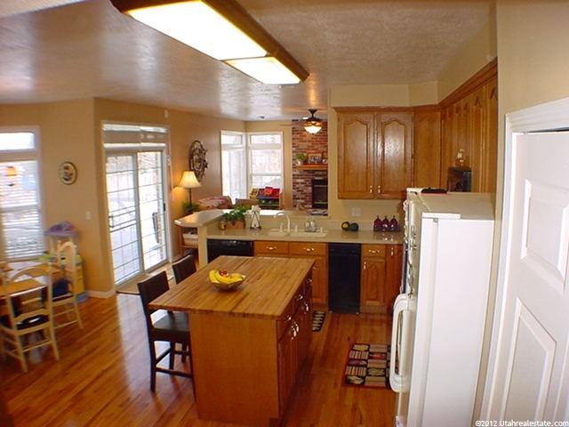 17 Birchtree Ln, Sandy, UT 84092 — photo 3