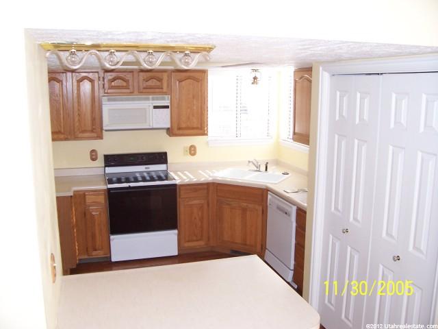644 E Downing St, Midvale, UT 84047 — photo 4