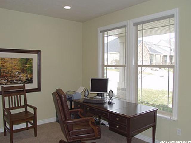 9754 S Bluffside Dr, Sandy, UT 84092 — photo 2