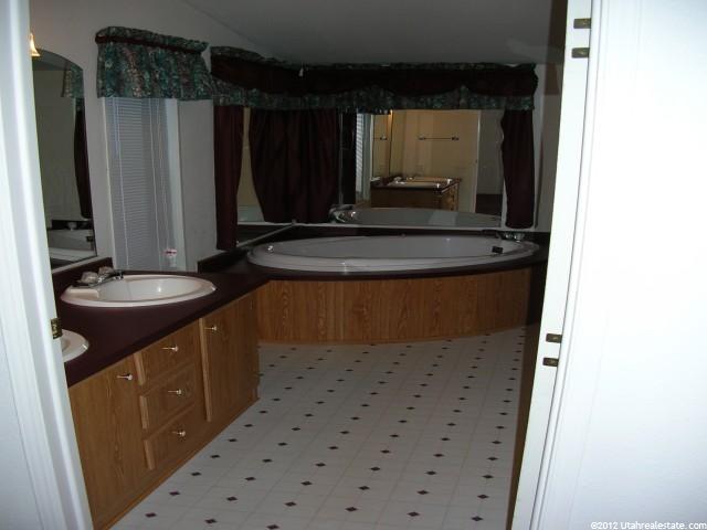 728 S 2600 E, Preston, ID 83263 — photo 5