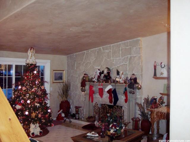 1075 E Bedford St, Kaysville, UT 84037 — photo 3