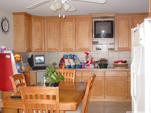 1251 E 8320 S, Sandy, UT 84094 — photo 8