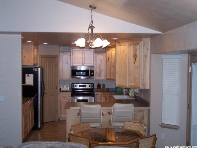 958 S 100 W, Mona, UT 84645 — photo 2
