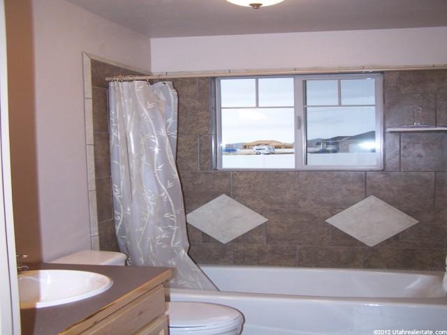 958 S 100 W, Mona, UT 84645 — photo 6