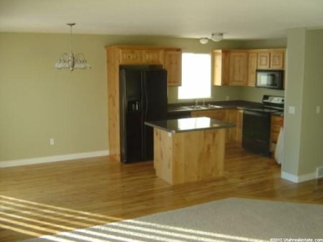 2071 W 2460 S, Syracuse, UT 84075 — photo 4