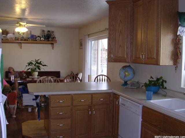 246 N 400 E, Fairview, UT 84629 — photo 2
