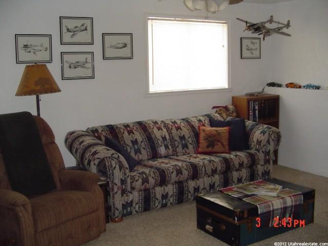 745 N Colonial Ave, Layton, UT 84041 — photo 8