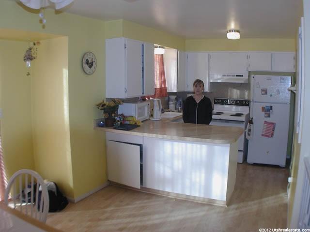 263 Princeton Dr, Midvale, UT 84047 — photo 4