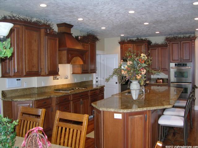 2452 E 3750 N, Layton, UT 84040 — photo 4