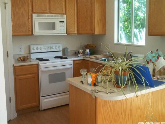 4197 Lily Dr, Roy, UT 84067 — photo 3