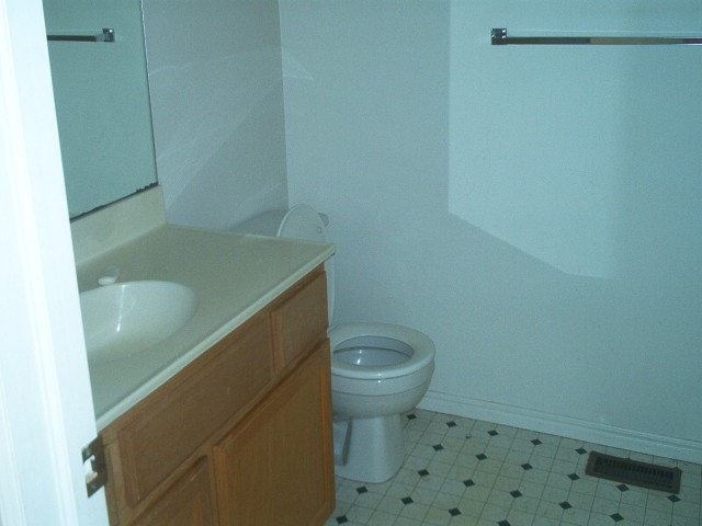 4197 Lily Dr, Roy, UT 84067 — photo 4