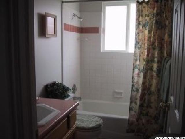 1042 E 3350 N, Layton, UT 84040 — photo 5