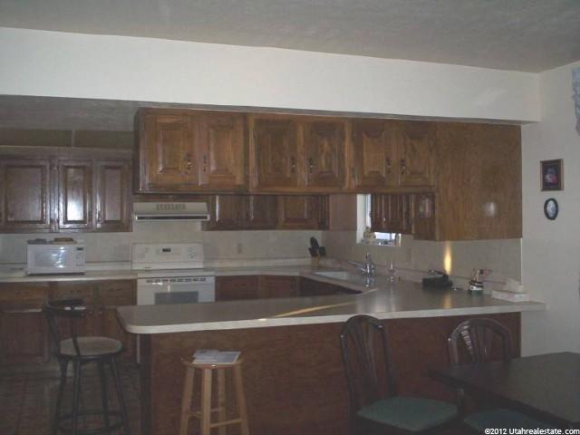 137 S Davis Blvd, Bountiful, UT 84010 — photo 4
