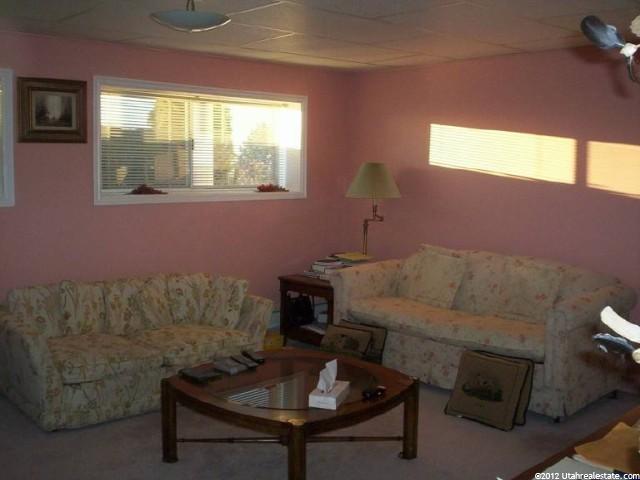 137 S Davis Blvd, Bountiful, UT 84010 — photo 6