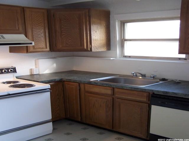 194 E 4800 S, Murray, UT 84107 — photo 4