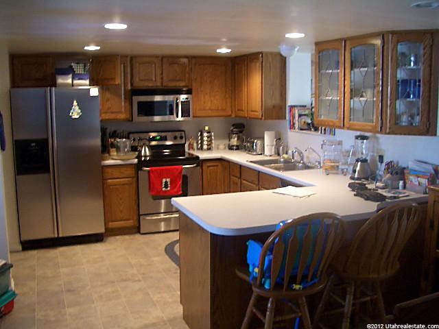 1041 W 200 N, West Bountiful, UT 84087 — photo 2
