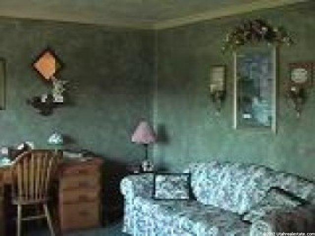 1095 W 450 S, Layton, UT 84041 — photo 6