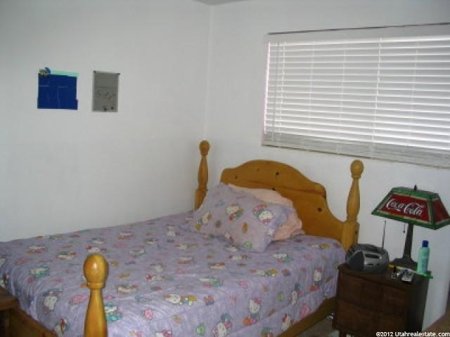 586 W 2250 N, Clinton, UT 84015 — photo 6