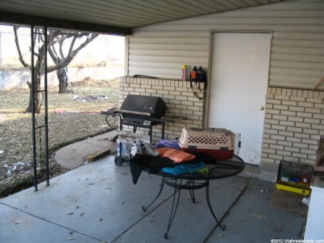 586 W 2250 N, Clinton, UT 84015 — photo 8