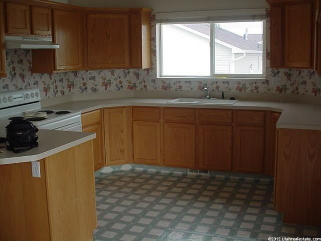 981 S 600 W, Tremonton, UT 84337 — photo 3