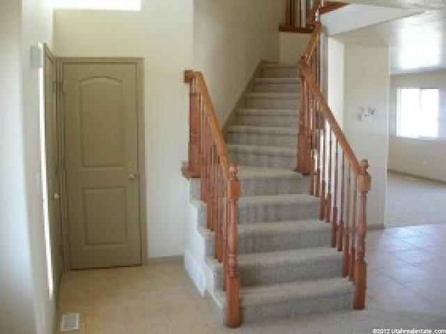 572 W 2600 S, Syracuse, UT 84075 — photo 2