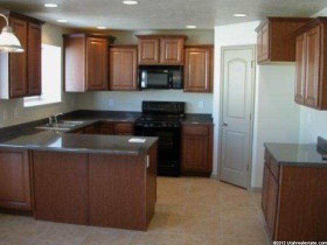 572 W 2600 S, Syracuse, UT 84075 — photo 5