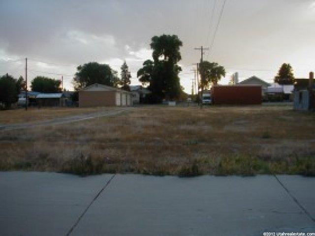 148 S Vernal Ave, Vernal, UT 84078 — photo 3