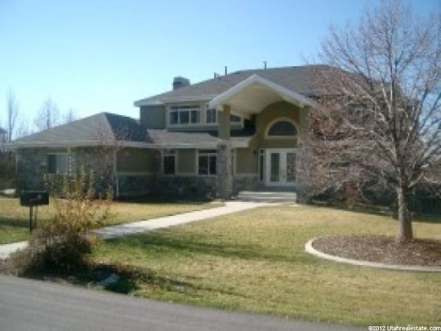 19 Snowstar Ln, Sandy, UT 84092
