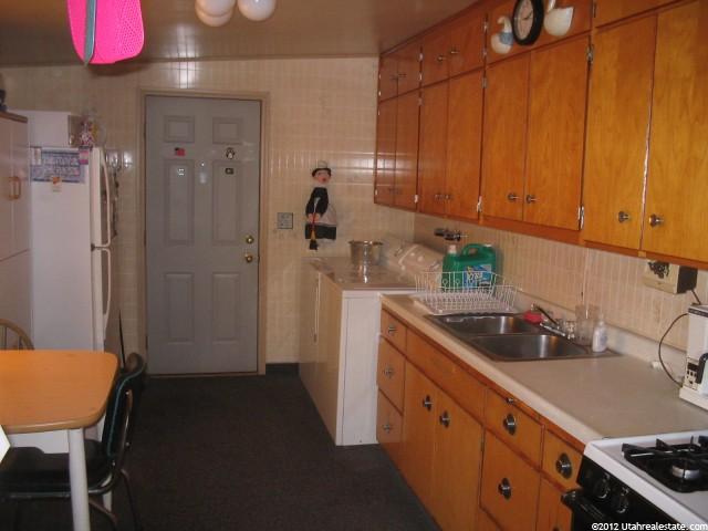 1324 Everette St, Layton, UT 84041 — photo 3
