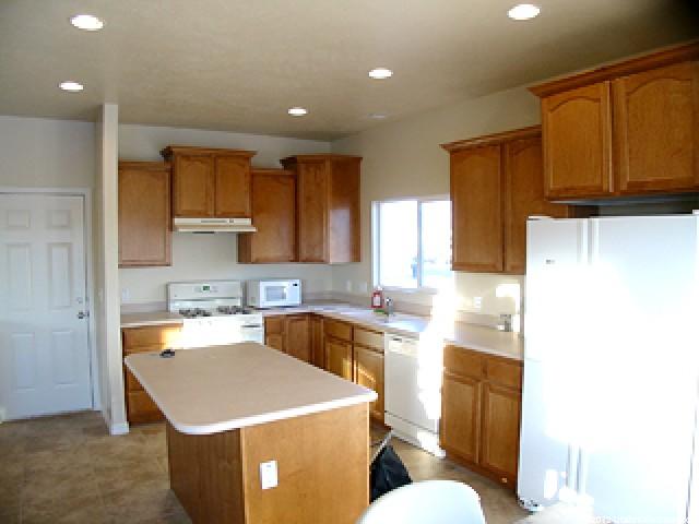 845 W 2010 S, Syracuse, UT 84075 — photo 5