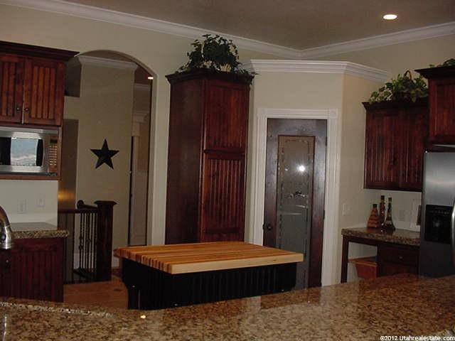 1132 S 250 E, Nephi, UT 84648 — photo 4