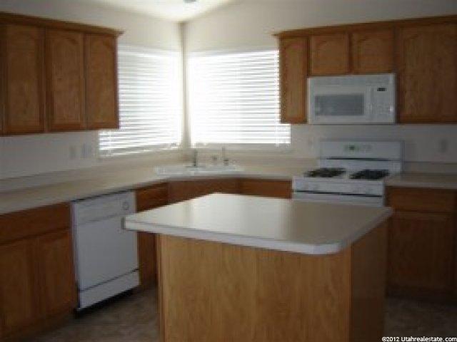 4060 Westlake Dr, Roy, UT 84067 — photo 5