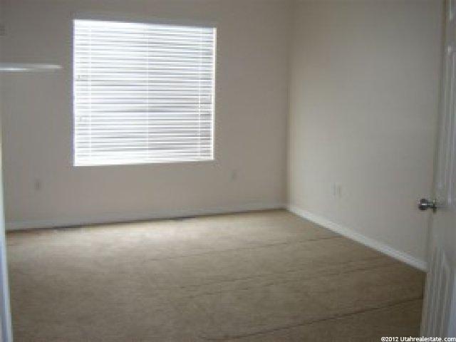 4060 Westlake Dr, Roy, UT 84067 — photo 6