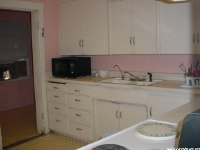 541 20th St, Ogden, UT 84401 — photo 2