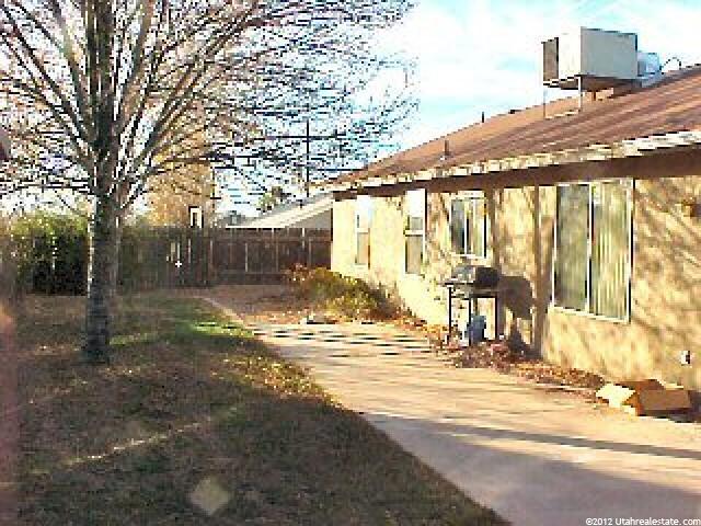 372 N 2000 E, St. George, UT 84790 — photo 8
