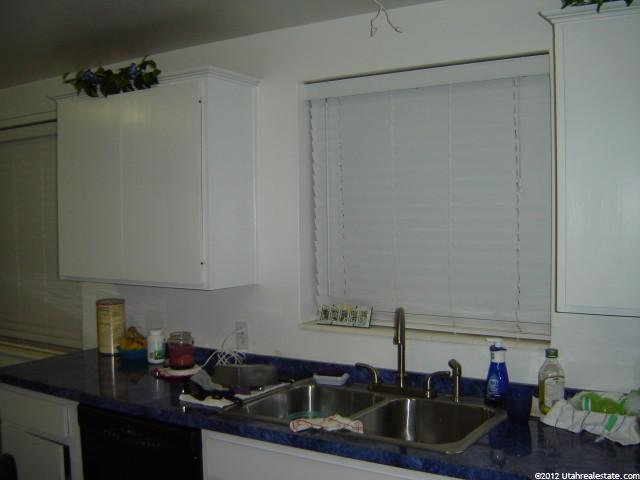 530 E 300 S, Clearfield, UT 84015 — photo 2