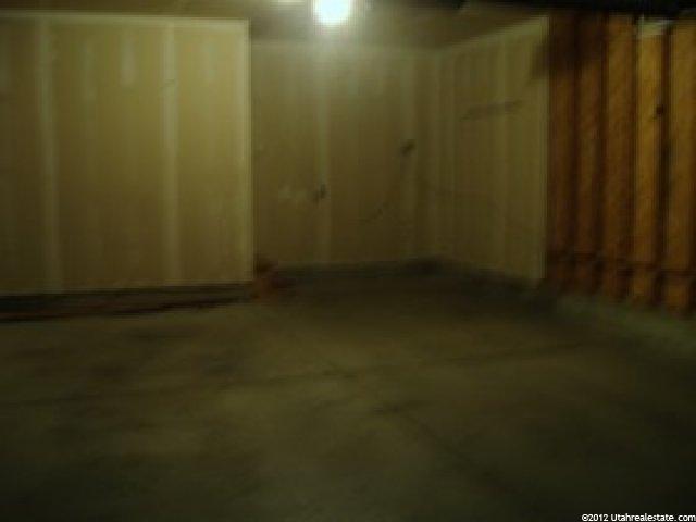 2093 N 2225 W, Clinton, UT 84015 — photo 3