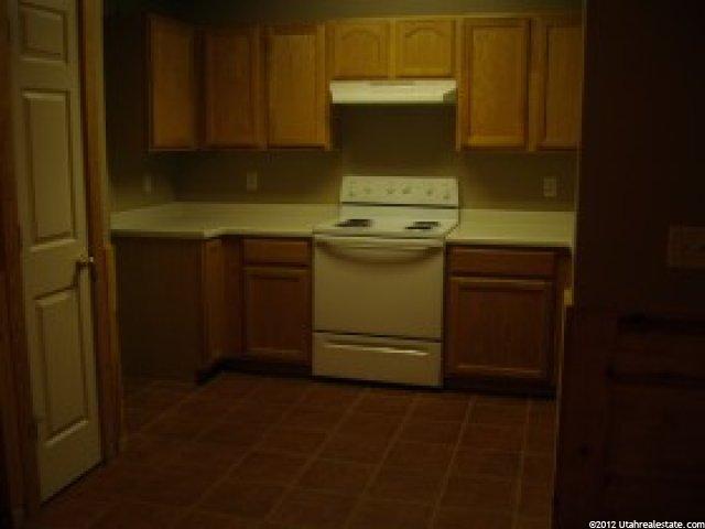 2093 N 2225 W, Clinton, UT 84015 — photo 5