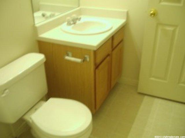 2093 N 2225 W, Clinton, UT 84015 — photo 6