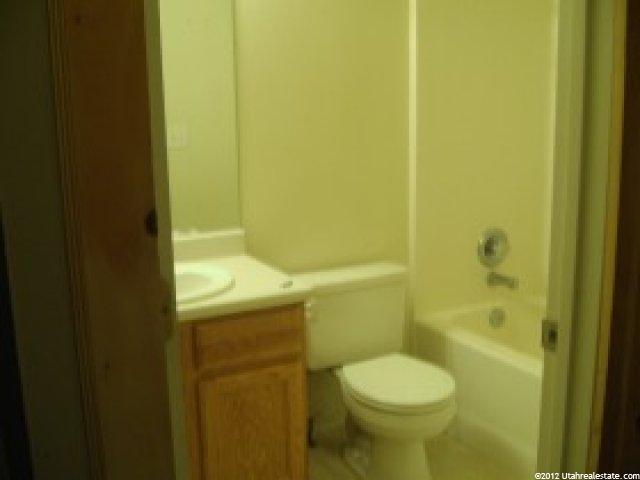 2093 N 2225 W, Clinton, UT 84015 — photo 8