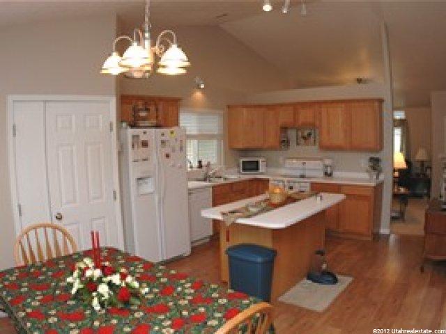 4613 Promenade Dr, Roy, UT 84067 — photo 5