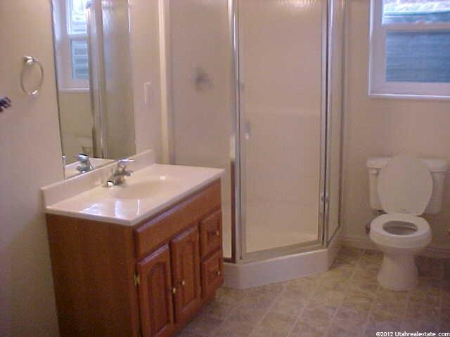 990 W 2600 N, Layton, UT 84041 — photo 5