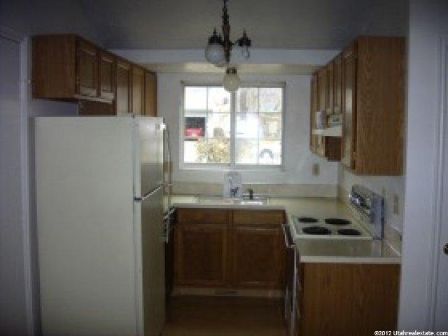 2048 S 925 W, Woods Cross, UT 84087 — photo 2