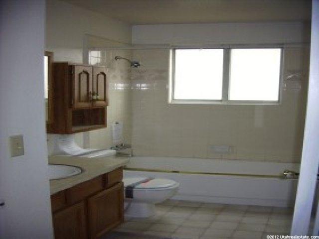 2048 S 925 W, Woods Cross, UT 84087 — photo 6