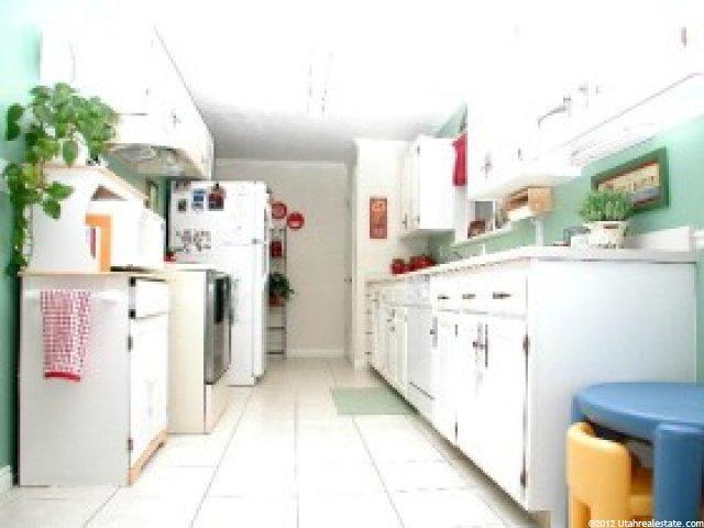 251 E 1400 N, Bountiful, UT 84010 — photo 4