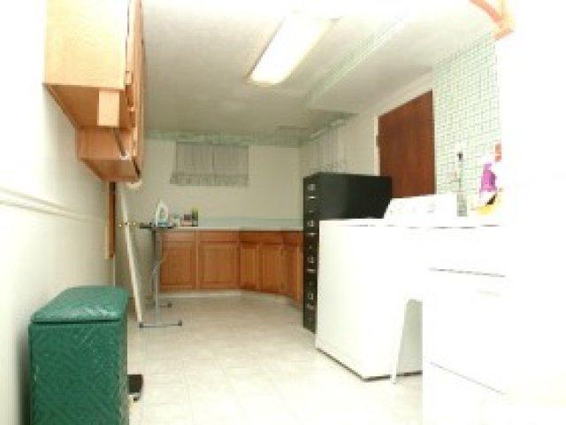 251 E 1400 N, Bountiful, UT 84010 — photo 7