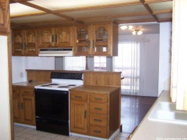 1250 Lewis Dr, Ogden, UT 84404 — photo 2