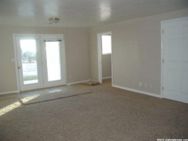 107 W 4300 N, Pleasant View, UT 84414 — photo 6