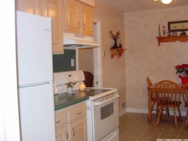 372 W 325 S, Bountiful, UT 84010 — photo 5