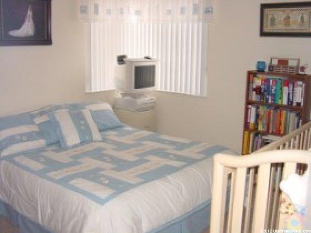 372 W 325 S, Bountiful, UT 84010 — photo 6